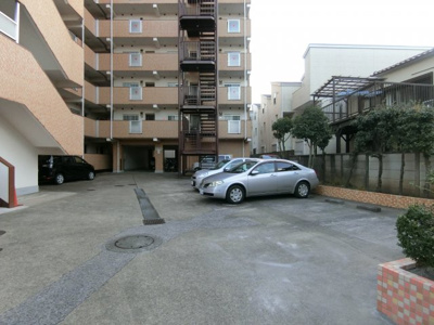 【駐車場】 | お花茶屋ローヤルコーポ