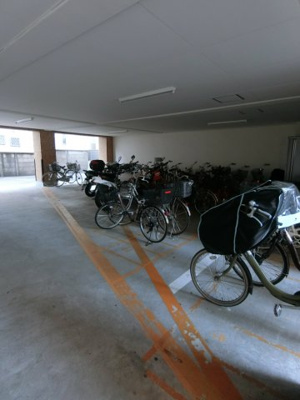 【その他共用部分】 | お花茶屋ローヤルコーポ | 駐輪場
