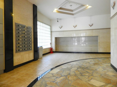 【エントランス】 | エステムプラザ梅田・茶屋町Ⅱエアパークス