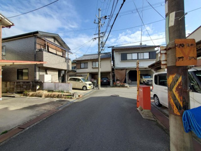 【前面道路含む現地写真】 | 亀岡　千代川町今津一丁目　建築条件無し売土地 | 前面道路幅員　約5ｍ