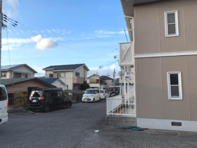サニーハイツ清水の駐車場