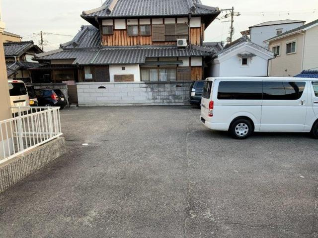 サニーハイツ清水の駐車場