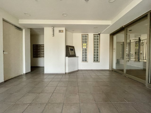 アプローズ空港前IIのエントランス