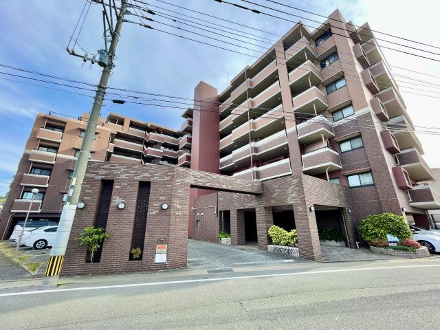 アプローズ空港前IIの外観