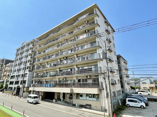 藤和長住コープの外観