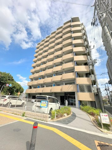 プレサンス江坂ベルフィーヌ　仲介手数料無料の外観