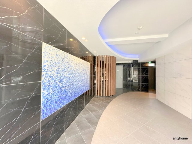 プレサンス江坂ベルフィーヌ　仲介手数料無料のロビー