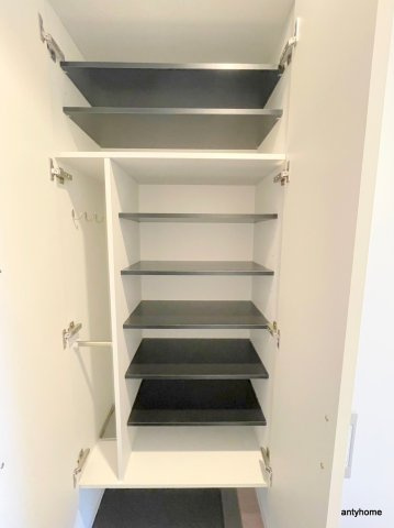 プレサンス江坂ベルフィーヌ　仲介手数料無料の収納