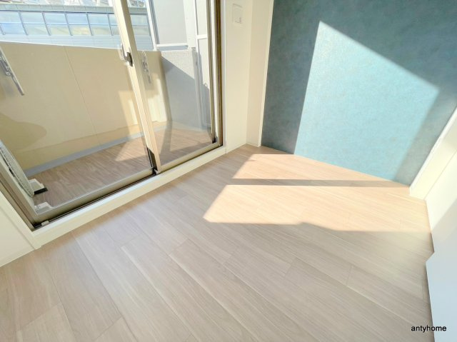 プレサンス江坂ベルフィーヌ　仲介手数料無料の寝室