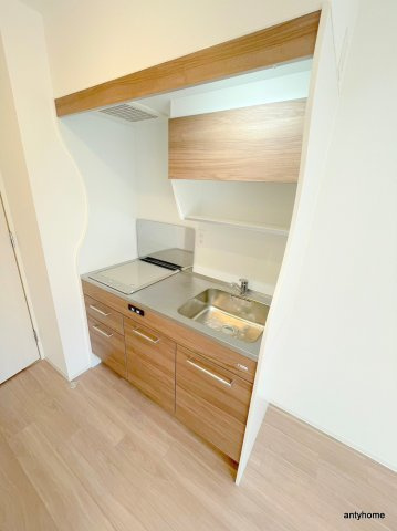 プレサンス江坂ベルフィーヌ　仲介手数料無料のキッチン