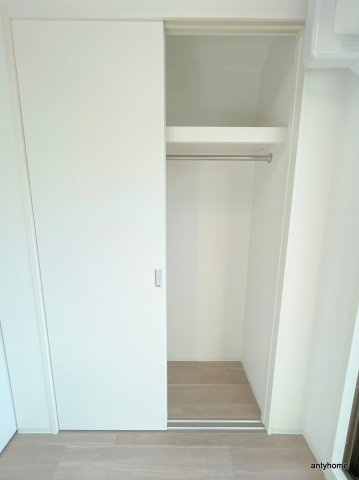 プレサンス江坂ベルフィーヌ　仲介手数料無料の収納