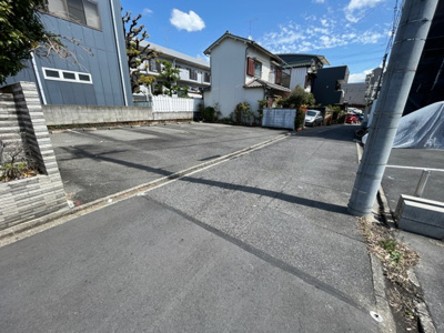 【前面道路含む現地写真】 | 千種区今池第3期 全2棟 1号棟＜仲介手数料無料＞千石小・今池中　新築一戸建て | 4/4撮影
住宅ローンアドバイザーの村田です。住宅ローン審査が通らなかった方、あきらめる前にご相談ください。