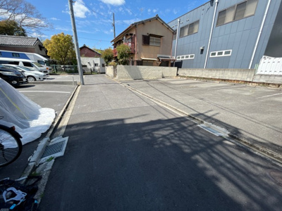 【前面道路含む現地写真】 | 千種区今池第3期 全2棟 2号棟＜仲介手数料無料＞千石小・今池中　新築一戸建て | 4/4撮影
住宅ローンアドバイザーの村田です。住宅ローン審査が通らなかった方、あきらめる前にご相談ください。