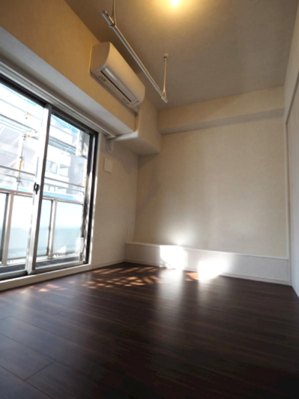 RESIDIA上野御徒町のバルコニー|レジディア上野御徒町の洋室です