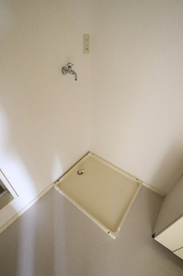 【設備】 | ファミリーハウス須賀 | 室内洗濯機置き場
