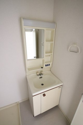 【独立洗面台】 | ファミリーハウス須賀