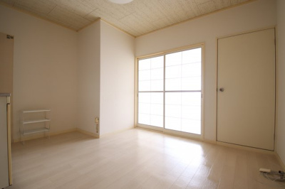 【居間・リビング】 | ファミリーハウス須賀