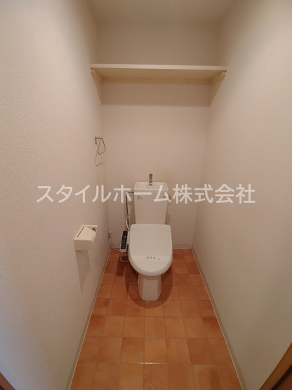 【トイレ】 | ヴァンクレールONE | 別部屋写真です。
