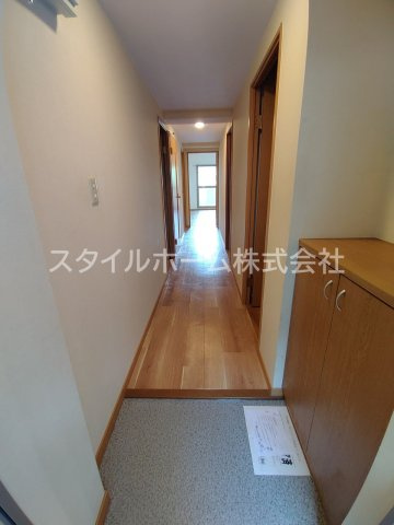 【玄関】 | ヴァンクレールONE | 別部屋写真です。