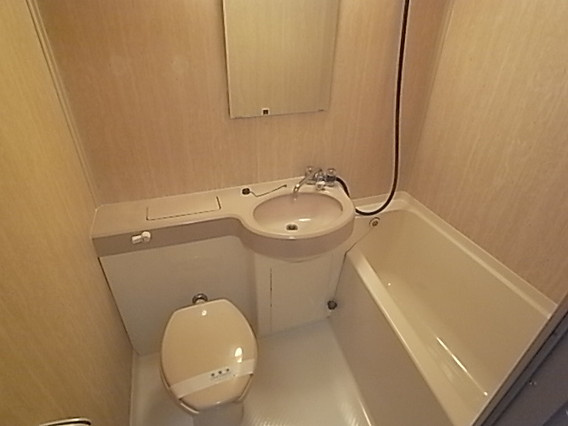 ロマネスク六甲第２の浴室