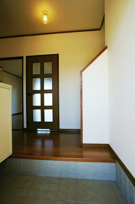 メゾンドールMURATA（ムラタ）【10,000円キャッシュバック対象物件】の玄関|きれいな玄関です