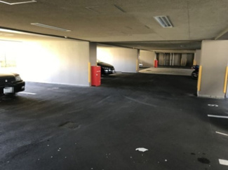 【駐車場】 | いつでも目の届く敷地内に駐車場があります♪荷物がかさばりがちなお買物にも、敷地内駐車場があると便利ですよね☆屋内なので、雨の時の乗り降りもらくらく♪