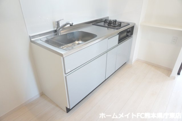 熊本市中央区九品寺４丁目のアパートのキッチン|写真は同施工会社の類似物件となります。