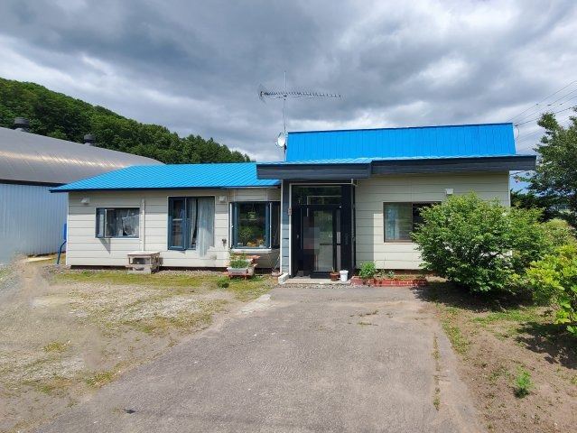 【外観】 | 網走市字山里１８７番地３　中古売家
