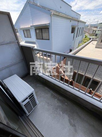 【バルコニー】