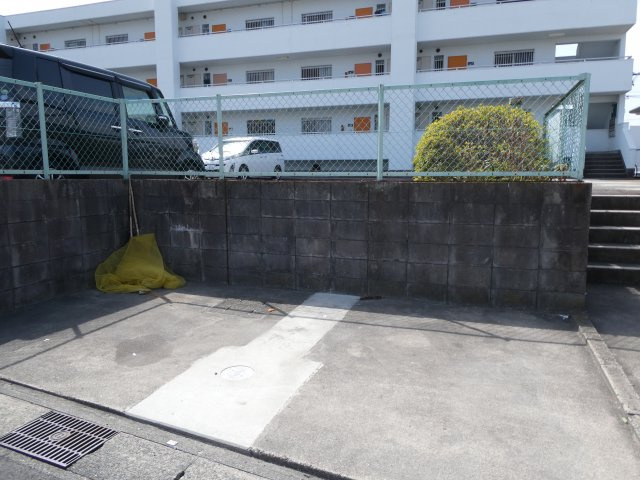 オレンジハイツのその他共用部分|ゴミ置場