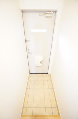 【玄関】 | クレア | ※同物件・反転タイプの写真です。