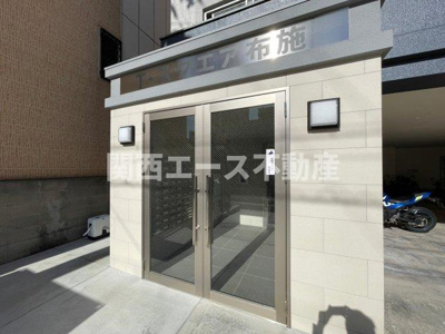 【エントランス】 | T-スクエア布施