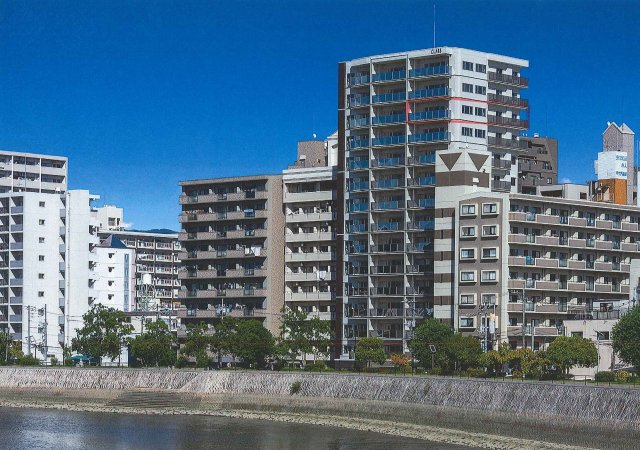 クラース舟入中町の外観