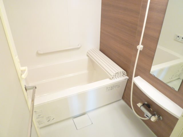 浴室換気乾燥機付き・追い炊き機能付きバスルーム♪