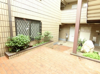 【エントランス】