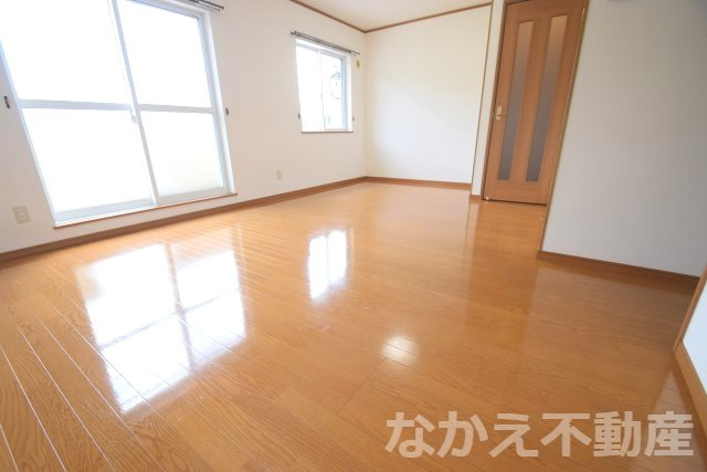 【居間・リビング】 | 使いやすい居間です