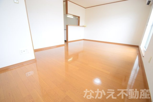 【居間・リビング】 | ゆったりとした居間です