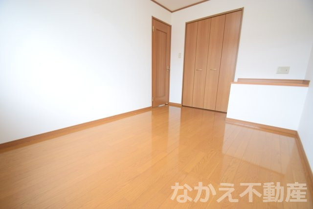 【寝室】 | 落ち着いて過ごせるお部屋なので、寝室にいかがでしょうか