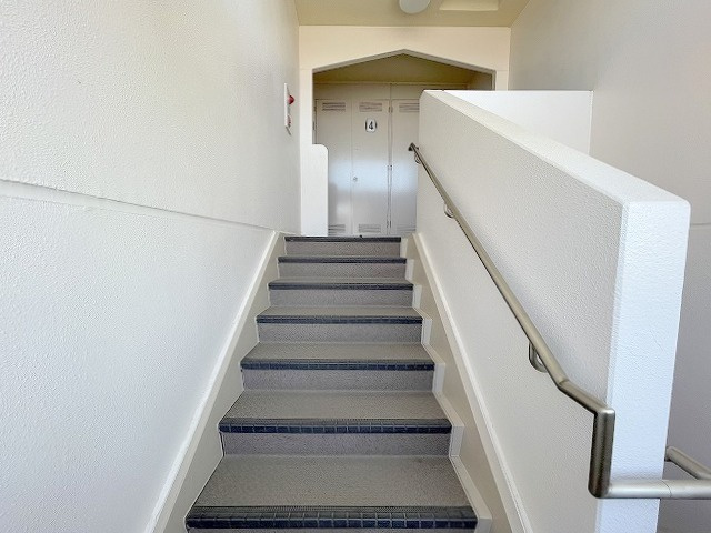 フレーシェルきよみ野6号棟のその他共用部分|階段部分です。