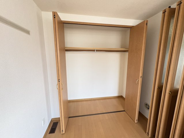 ルネス本八幡南の収納