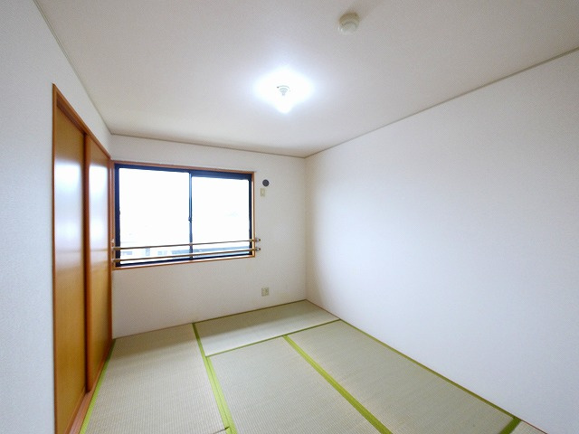 セジュールN IIの和室|来客時にも便利な和室付き