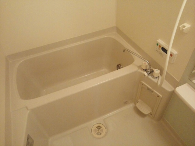 レジェンダリーＢの浴室|バス