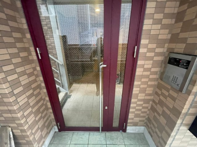 KANENARI和光前原のエントランス