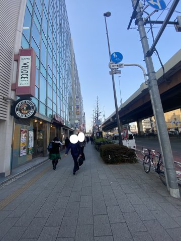 岩本町ビルの周辺