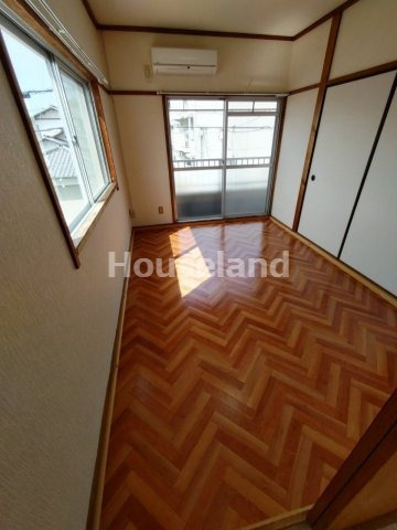 グランディール西浜の洋室