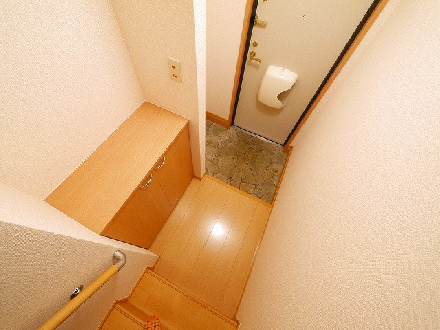 クレールボナールの玄関|明るい玄関です