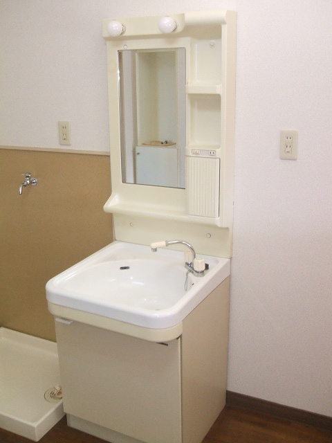 コスモハイツⅡ【10,000円キャッシュバック対象物件】の独立洗面台