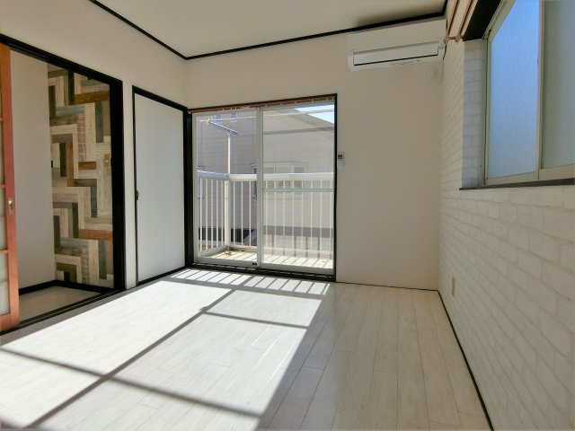 佐々木テラスハウスA棟の洋室