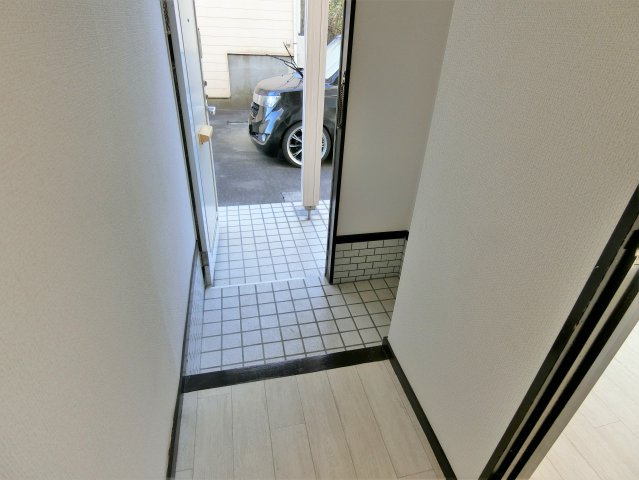 佐々木テラスハウスA棟の玄関