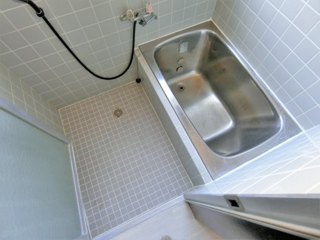 佐々木テラスハウスA棟の浴室